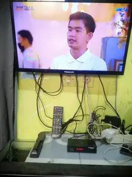 Tv Panasonic TH22d305G 22inchi+ Stb + Google Doodle Miror