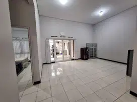Rumah Siap Huni Murah Nyaman Mayangsunda Kota Baru Parahyangan