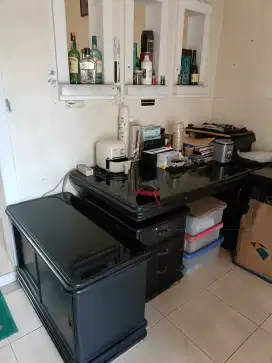 Meja kantor ukuran 1,5m
