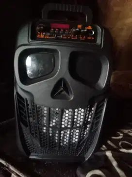 Speaker bluetooth uk. 8in