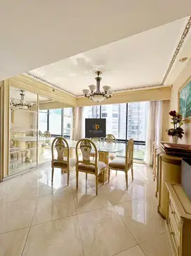 Dijual MURAH Condominium Taman Anggrek 176m2, Bagus, View Pool