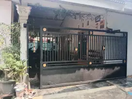 Dijual rumah pribadi luas 130 Meter, garasi luas  granit lantai.