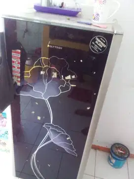 Kulkas 1 Pintu POLYTRON