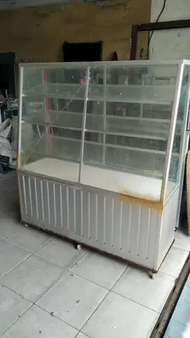 Etalase kue 150cm