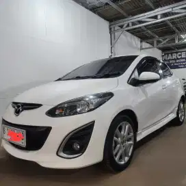 Mazda  R a/t 2013 Dp termurah
