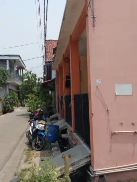 Dikontarkkan rumah petak untuk karyawan