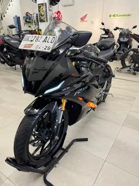 [Super Fresh‼️] New Yamaha R15 V4 2023 warna Hitam Gloss R15V4 Black