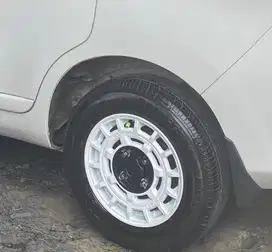 VELG RING 14 MERK HSR MULUS BANGET