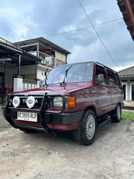 Dijual mobil kijang super short Siap Mejeng dan Jalan jauh