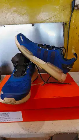 Jual sepatu Adidas NMD V3 bekas