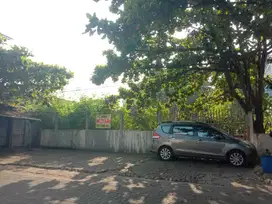 Tanah Luas Lokasi Tengah Pemukiman di Jl. Mlatiharjo Semarang