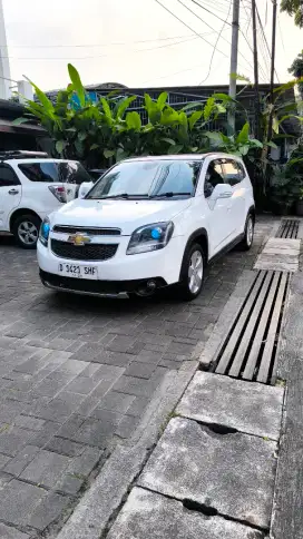 Orlando LT at 2016 putih
