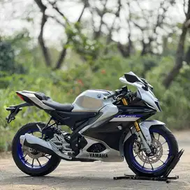 YAMAHA YZF R15M ABS QS SILVER 2023 KM 8K PAJAK PANJANG SUPERB