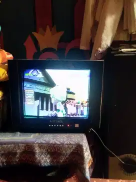 Tv digital aoyama tabung slim 17 in