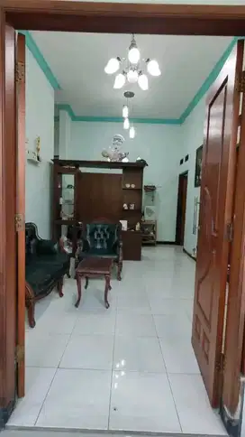 SIAP HUNI RUMAH TENGGILIS MEJOYO SELATAN SURABAYA NYAMAN RON.A2458