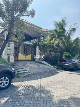Dijual Rumah Golf View Bukit Darmo Golf Citraland Wiyung