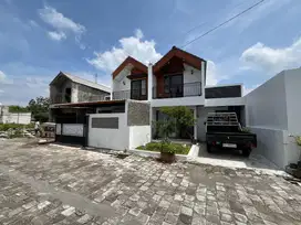 RUMAH MODERN LOKASI STRATEGIS DI PRAMBANAN, DEKAT JL JOGJA SOLO