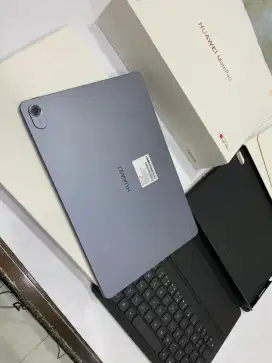 Huawei
MatePad 11.5
Ram 8/128gb
+ Keybord
Mulus 99%