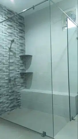Shower Box Kaca Tempered Minimalis – Elegan & Tahan Lama