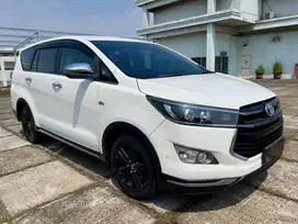 DP 15JT [LOW KM 41.000] INNOVA VENTURER AT BENSIN 2019 PUTIH TT Q 2020