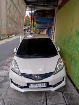Jazz RS metik MMC 2011