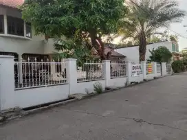Rumah murah tanah luas di Jatiwaringin pondok gede