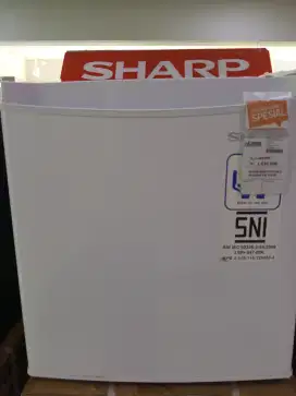 SHARP KULKAS PORTABEL PUTIH
