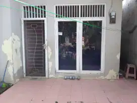 Dijual rumah di bedahan