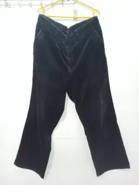 Celana panjang kain koldore merk BUGATTI