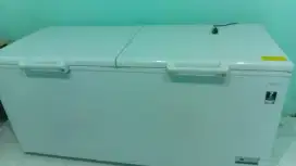 Freezer Aqua 719 Liter