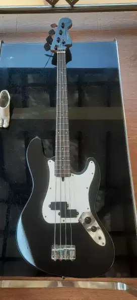 Precision Bass Fernandes.