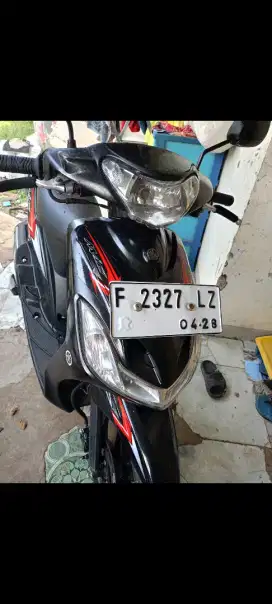 Di jual cepat Mio smile warna Hitam