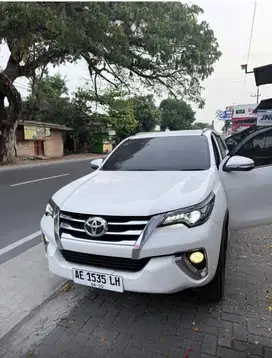 FORTUNER 2017 VRZ 4x2 2.4 PUTIH