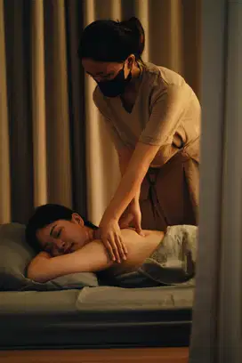 Dicari Therapist Pijat Keluarga Berpengalaman!