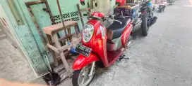 Scoopy 2015 warna merah