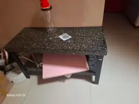 meja dapur  tempat letak magiccom dll