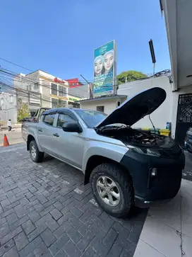 Mitsubishi Triton Double Cabin HDX 4X4