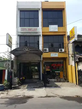 Ruko 3 Lantai Rungkut