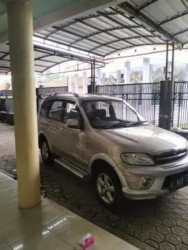Daihatsu taruna oxxy 2005