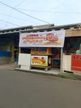 Dijual gerobak jualan beserta alat dagang goreng