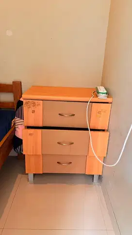 Cabinet lemari slorokan