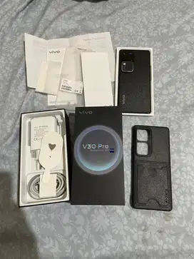 Vivo v30 pro 5G 13/512 fulset