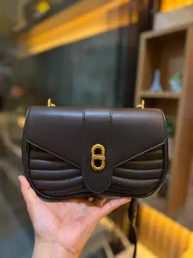 Charles & keith