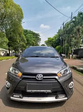Toyota yaris  trd hayker 1.5 AT 2017/2018 Abu-abu