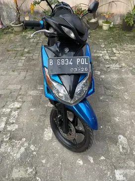 Yamaha Xeon 2011 Karbu