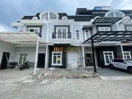 Dijual Rumah Komplek The Exclusive Residence Jalan Perbatasan - Medan