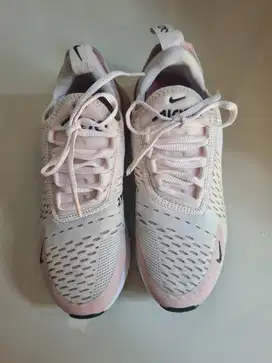 Nike Air Max 270 Sepatu Wanita