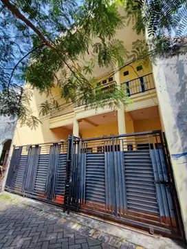 Disewakan cepat rumah di Kutisari Utara