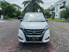 Km 30RB Serena HWS At 2022 DP 45JT