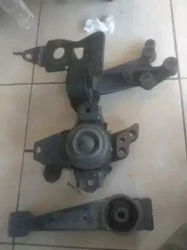Sparepart mobil ayla atau agya